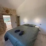 Feriehus Le Mazet, Dependance Au Coeur De La Garrigue Nîmes