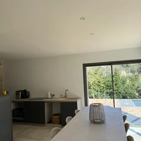 Le Mazet, Dependance Au Coeur De La Garrigue Feriehus Nîmes